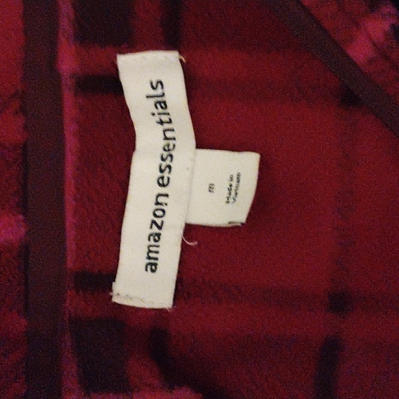 Amazon essentials super soft red flannel long sleeve full zip top. - Picture 2 of 3